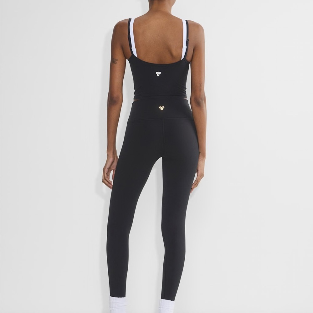 Aritzia Golden BUTTER Cheeky Infinite Hi-Rise 26” Legging